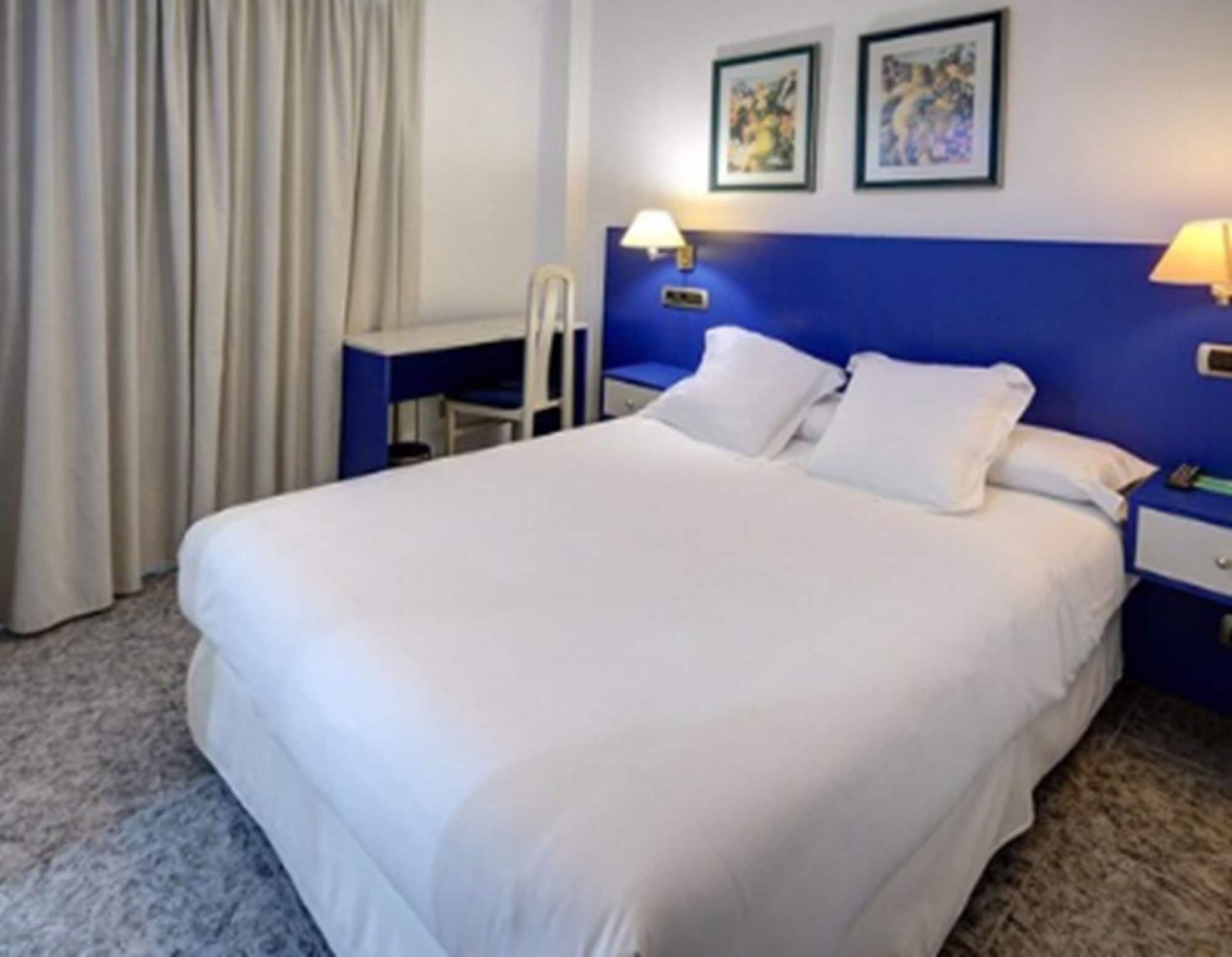 Hotel Vila-Real Azul Екстериор снимка