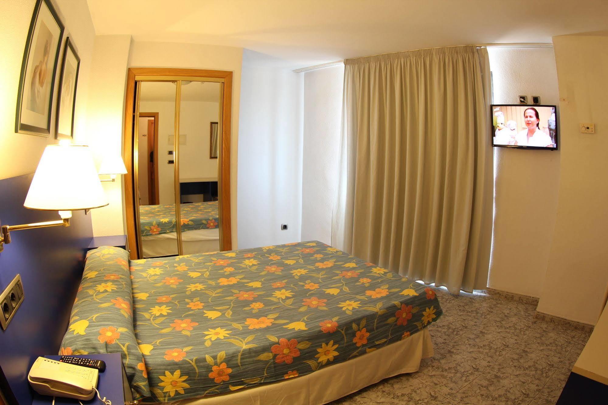 Hotel Vila-Real Azul Екстериор снимка