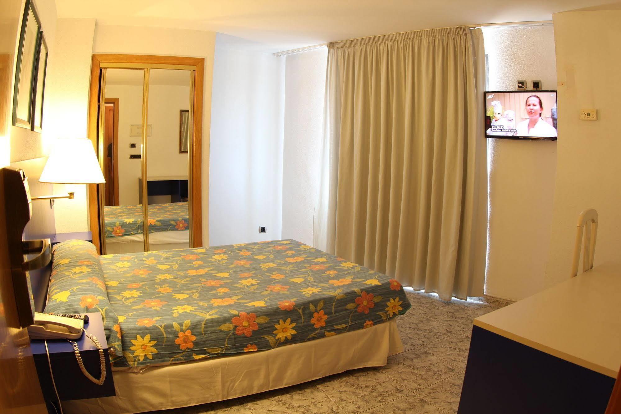 Hotel Vila-Real Azul Екстериор снимка
